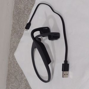 Aftershocks Trekz Titanium Bone Conduction Headphones